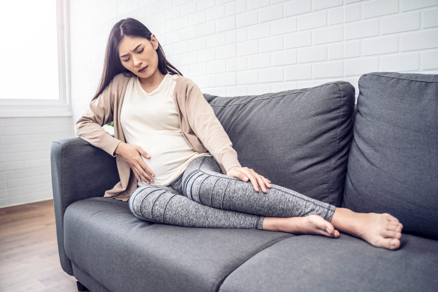 Geschwollene Füße in der Schwangerschaft Das hilft wirklich