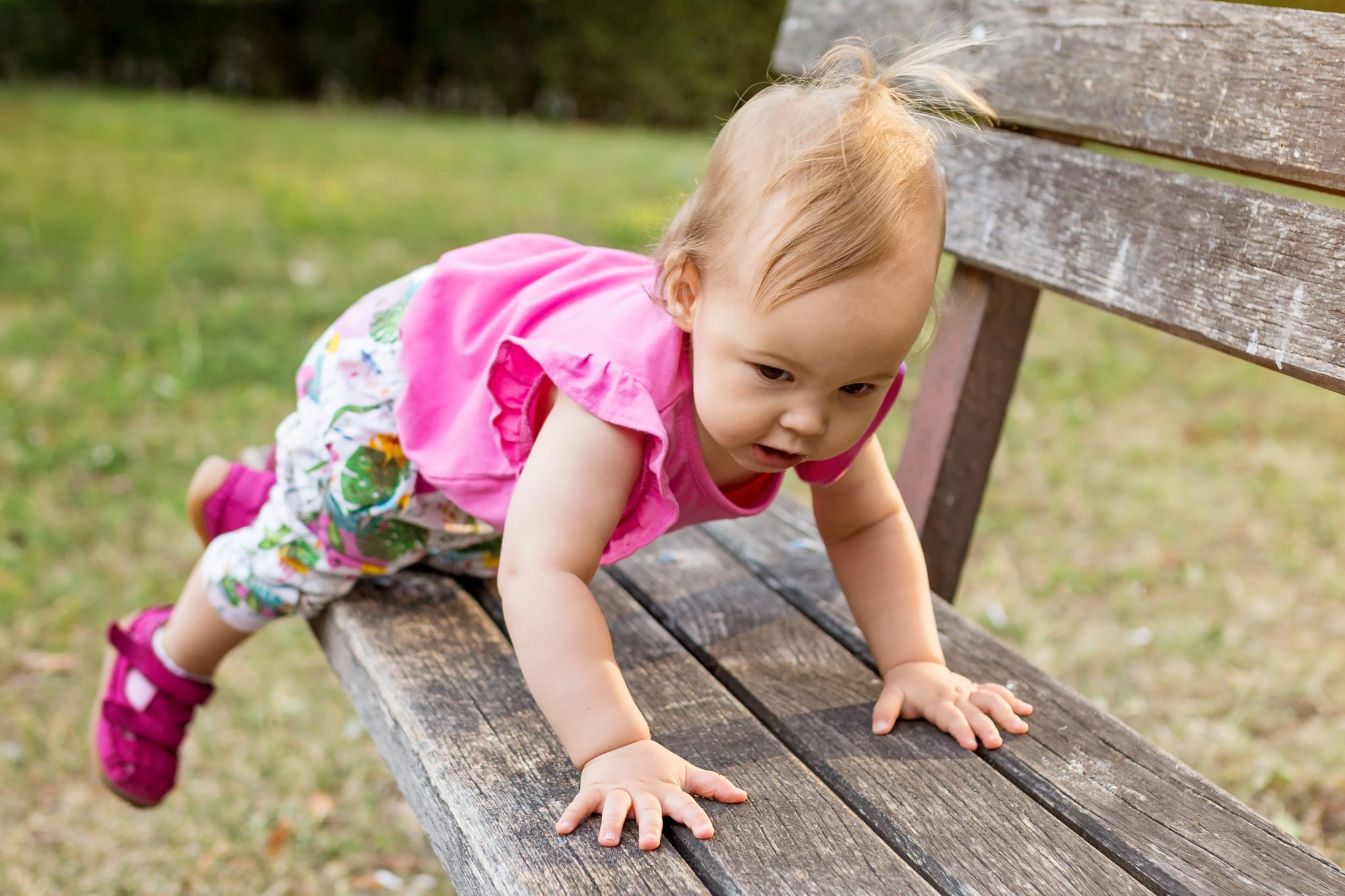 Baby 15 Monate Entwicklung, Schlaf, Ernährung & der 9. Schub