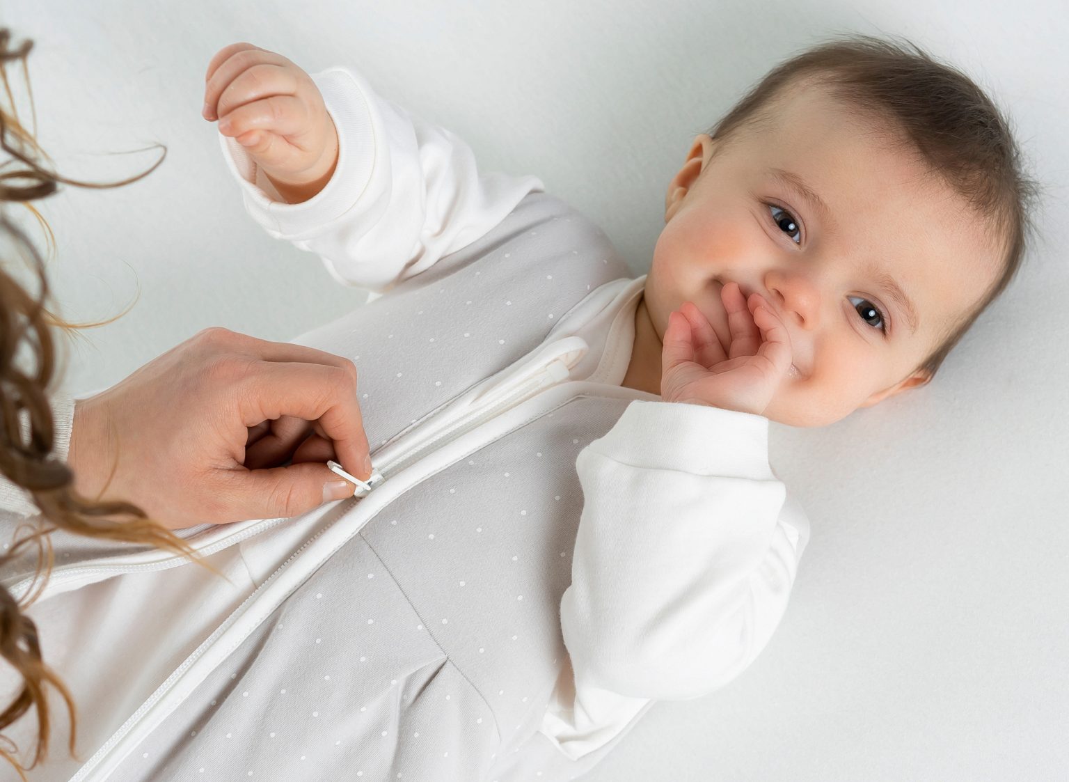 Baby nachts anziehen So ist es richtig! Babyartikel.de Magazin