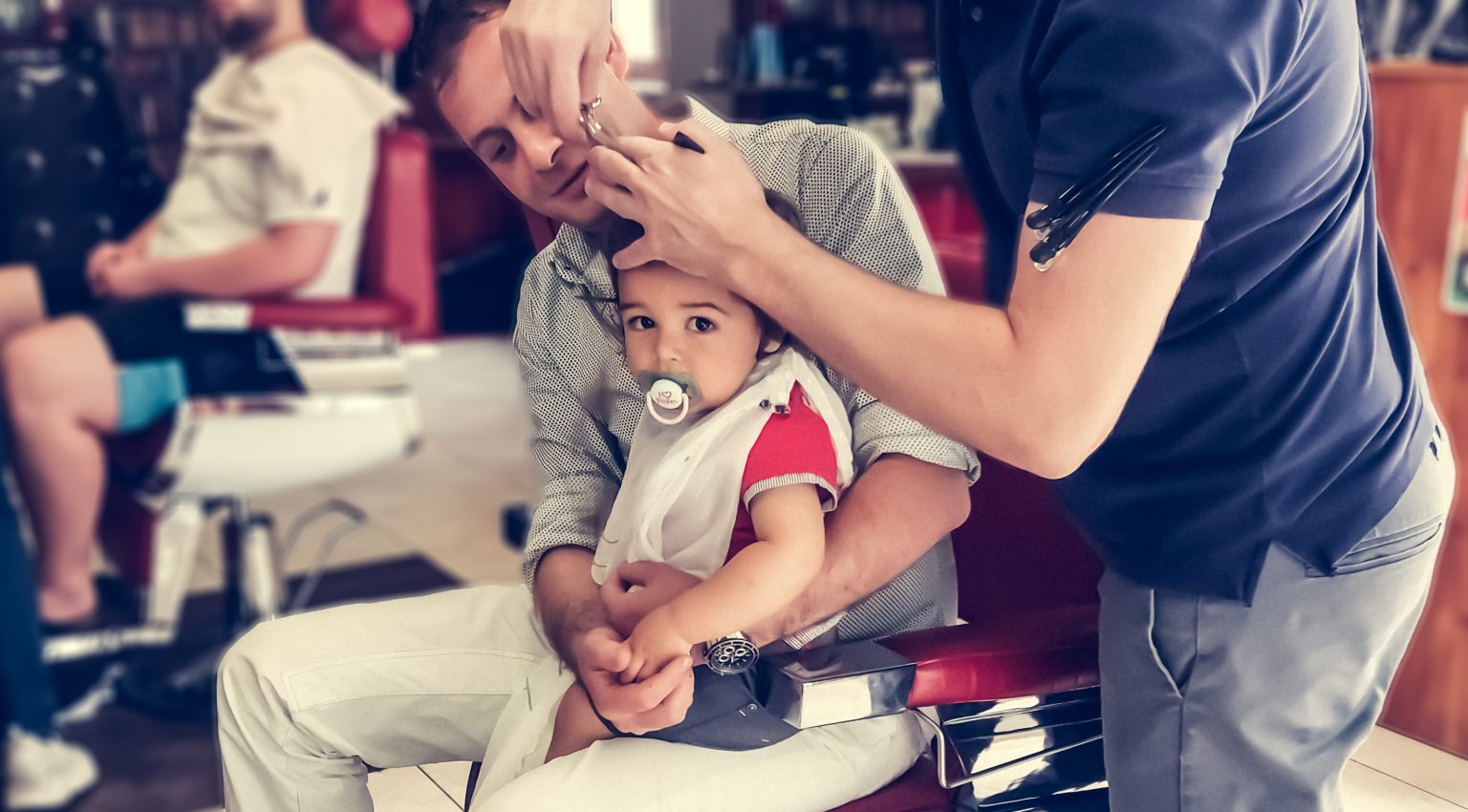 Günstig Haare Schneiden In Der Nähe Baby Haare schneiden - entspannt und ohne Tränen | Babyartikel.de Magazin